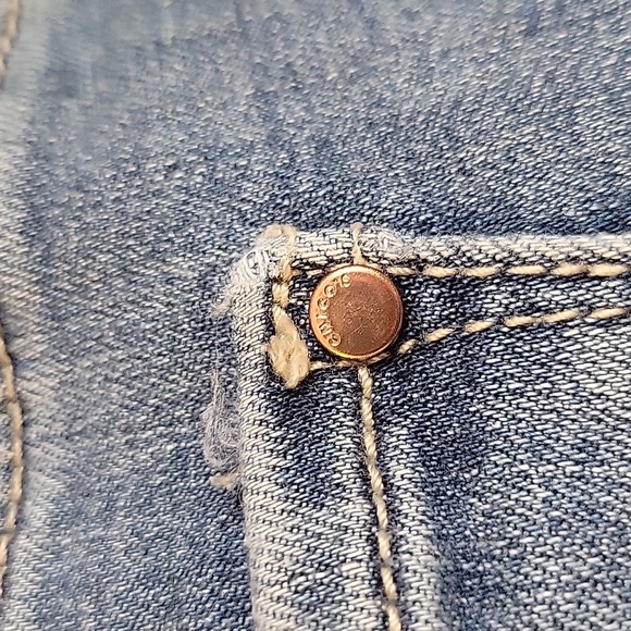 Chicos Crop Jeans - Picture 7 of 9